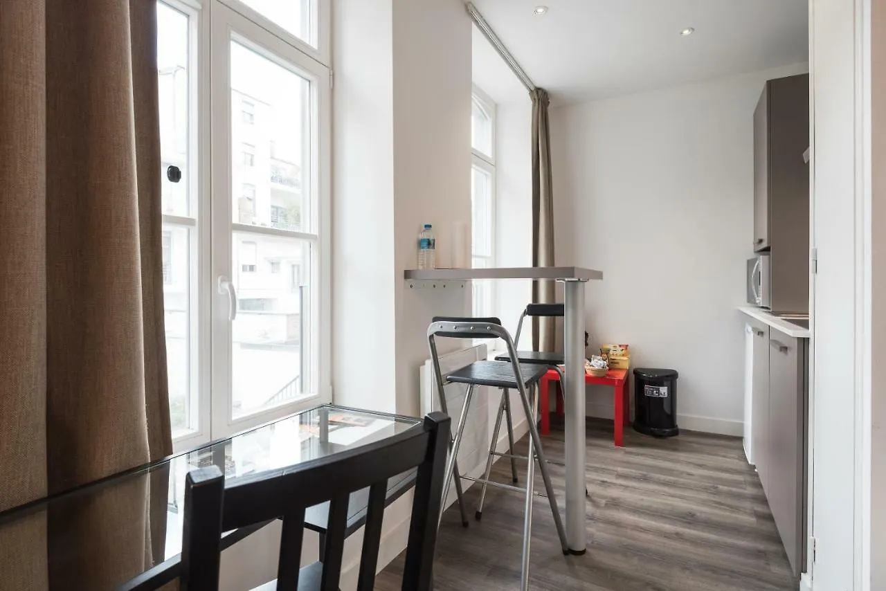 Appart République parking privé gratuit Lille