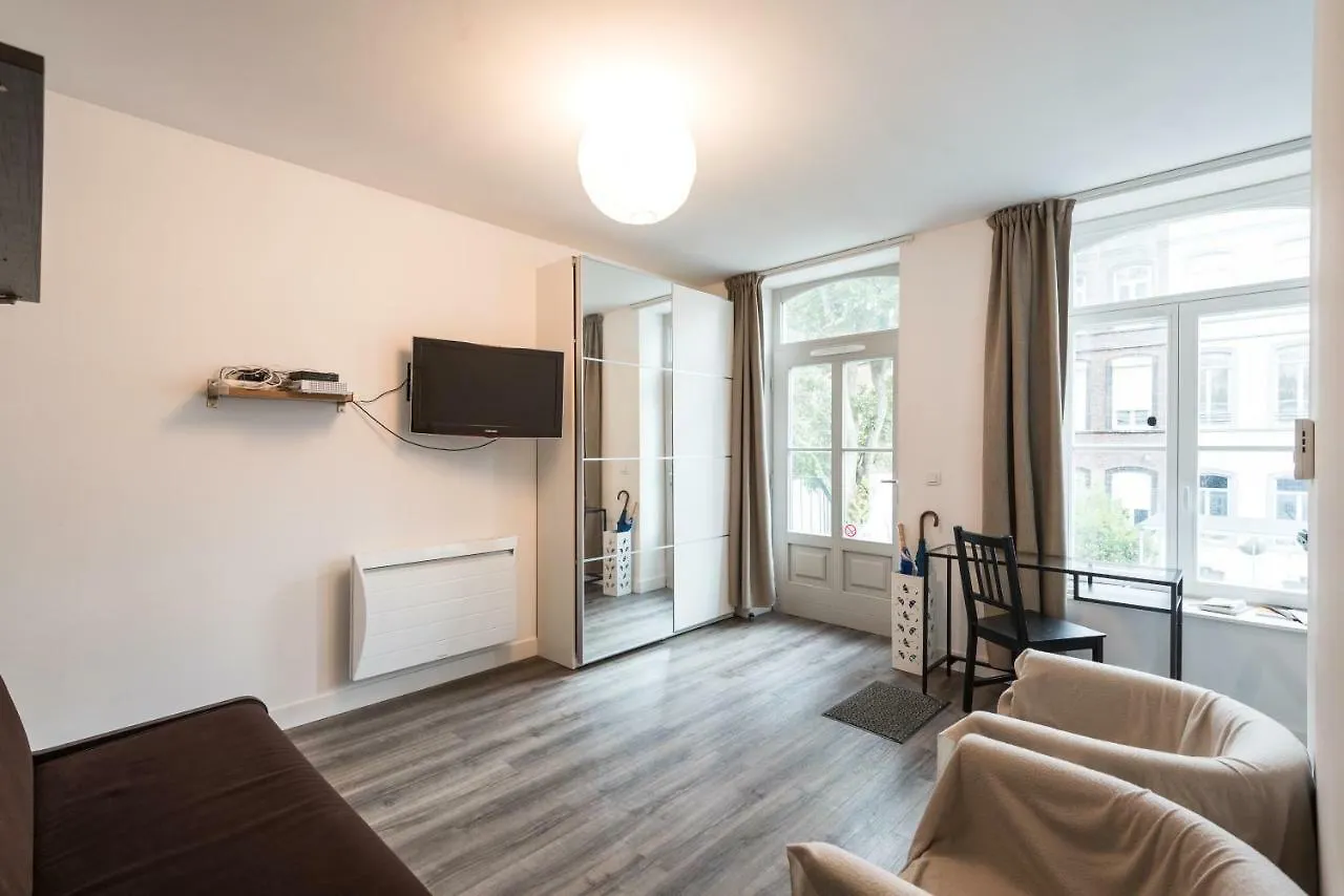 Appartement Appart République parking privé gratuit Lille France