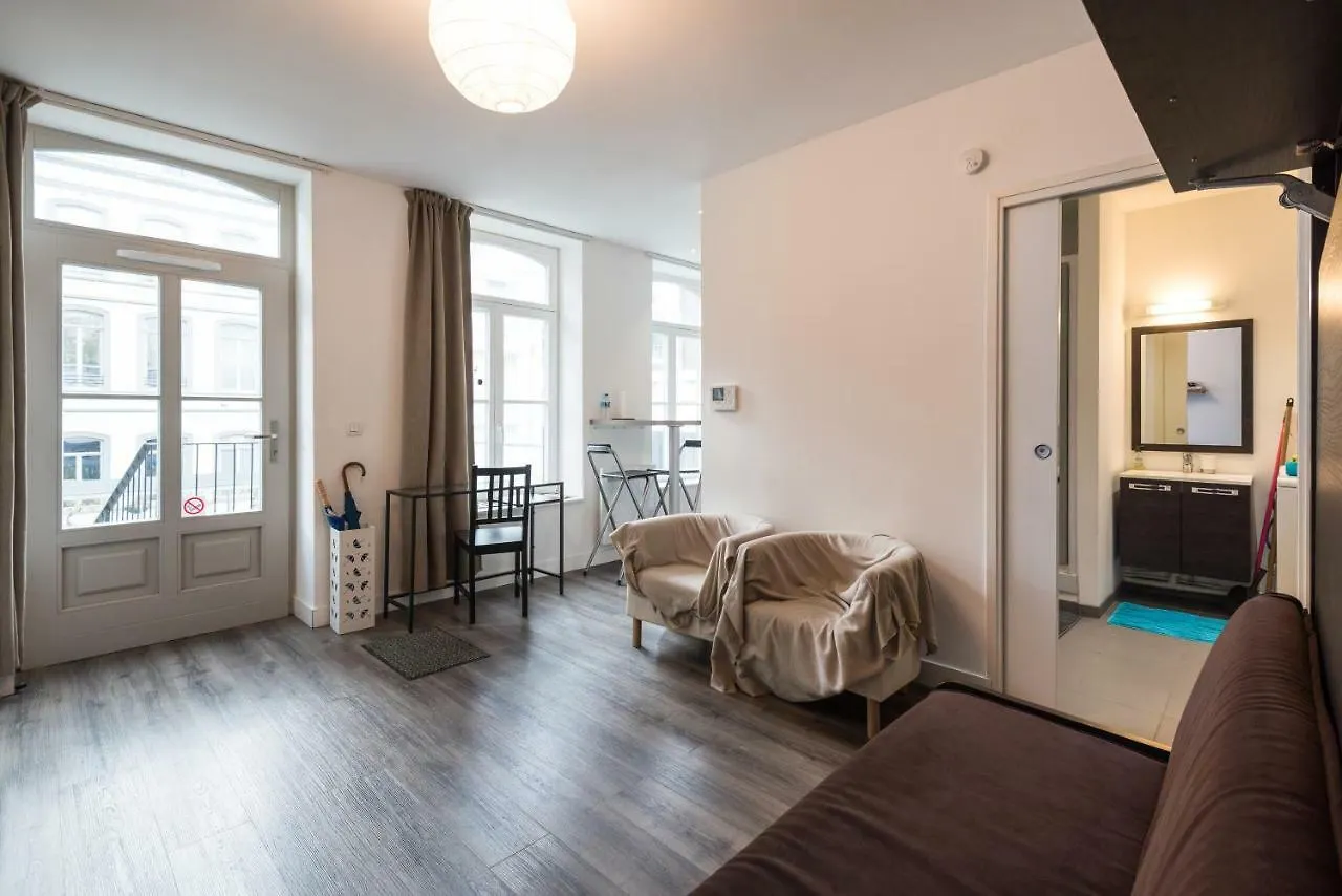 Appart République parking privé gratuit Lille Appartement